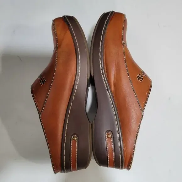 L'Artiste by Spring Step Embossed Leather Clogs Chino Size 41 - Picture 5 of 10